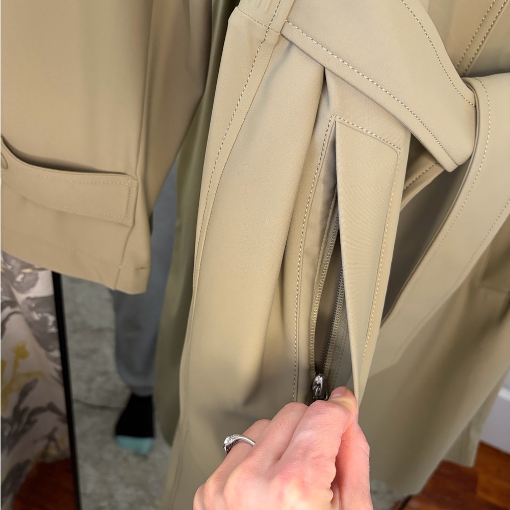 Athleta Stellar Trench - Picture 6 of 7